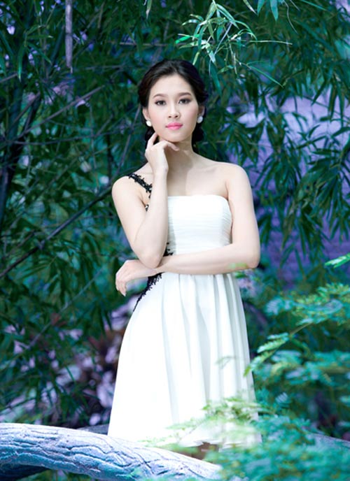 HH Đặng Thu Thảo - quot;Thiên thầnquot; váy trắng - 16