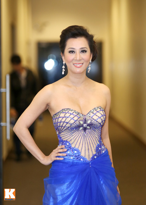 Thanh Thanh Hiền tới chúc mừng show Chế Linh - 15