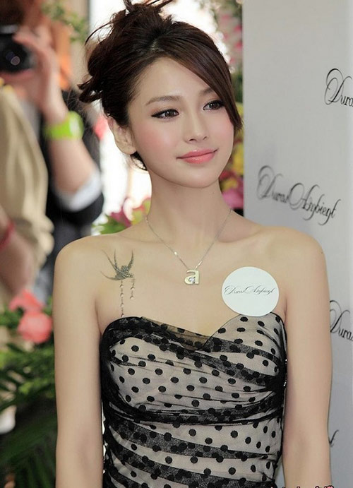 Angelababy đang chịu hậu quả của thẩm mỹ? - 15