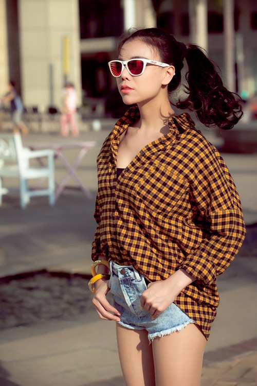 Xuống phố ngọt lịm như Trà Ngọc Hằng - 12