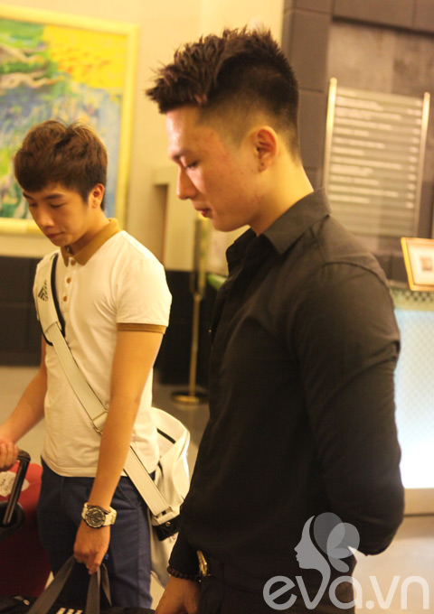 Hương Tràm bất ngờ chia tay bạn trai - 2