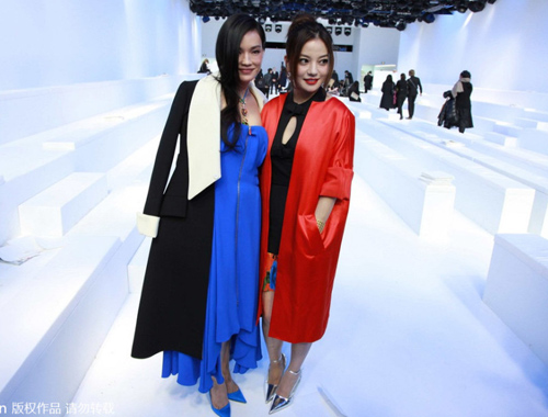 Thi Thi khiến Paris quot;quên khuấyquot; Băng Phạm - 12