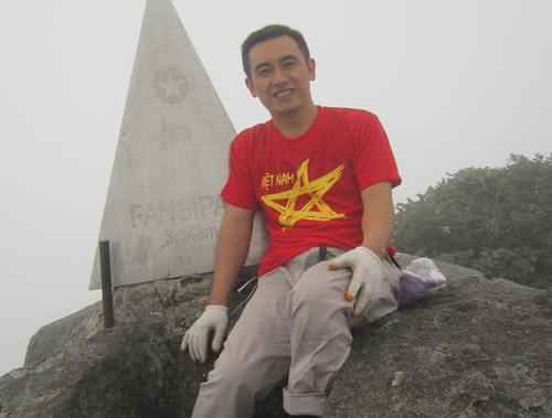 Mày râu #039;hiến kế#039; tặng quà 8-3 - 3