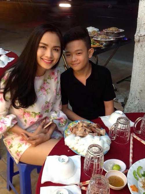 Diễm Hương rạng rỡ trước nguy cơ bị cấm diễn - 4