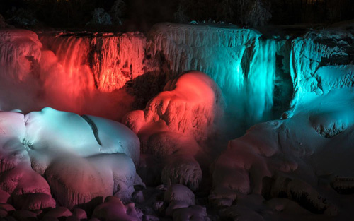 Mỹ: Thác nước lại đóng băng trong đợt lạnh kỷ lục - 3