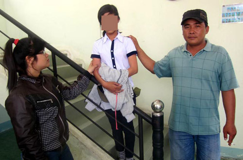 quot;Trẻ emquot; trộm cắp thu nhập 10 triệu đồng / ngày - 1