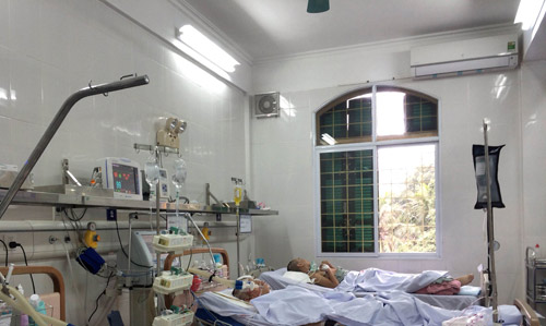 Gắn chíp điện tử vào đầu nữ sinh bị ô tô cán - 1