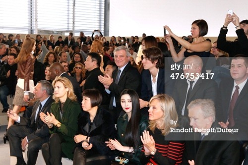 Phạm Băng Băng đẳng cấp đi xem show LV - 10