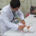 Tin tức - Hy hữu: Bé trai 24 ngày tuổi mắc sởi