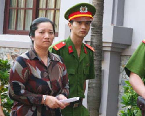 Vợ bí thư xã giết người bị tuyên tử hình - 1