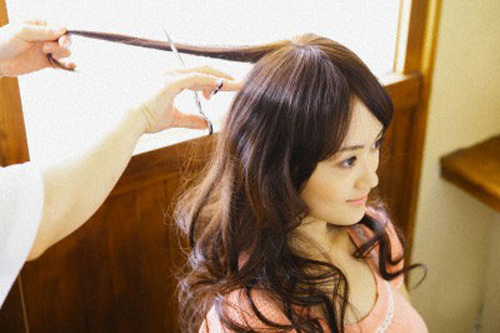 Nên gội đầu nước lạnh hay nước ấm? - 4