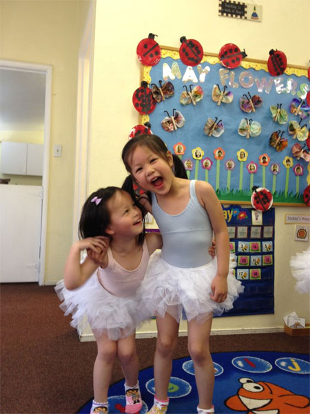 Con gái siêu mẫu Ngọc Thúy điệu đà với áo dài - 7