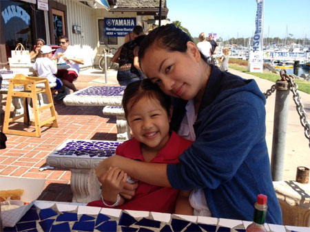 Con gái siêu mẫu Ngọc Thúy điệu đà với áo dài - 8