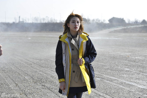 Do Min Joon mặc đẹp, tình tứ quot;người cũquot; - 4