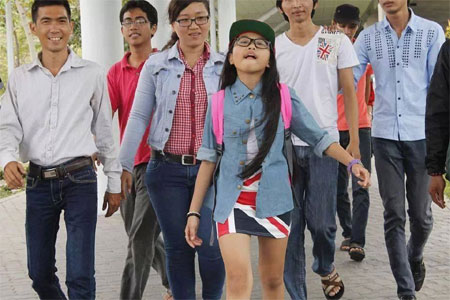 Trương Nam Thành thân thiết bên Dương Cẩm Lynh - 6