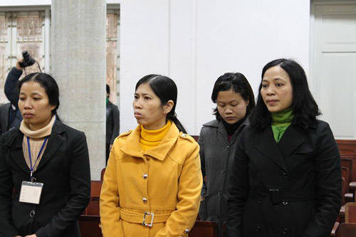 Xử vụ nhân bản xét nghiệm: Bị cáo khóc tại tòa - 3