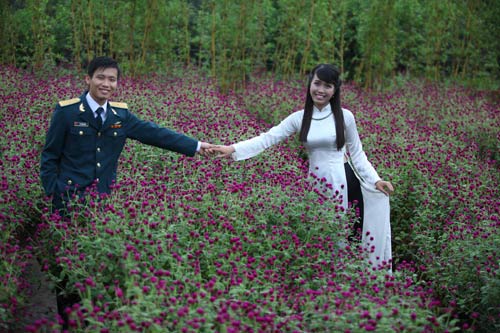 Yêu 9 tháng, làm 200 bài thơ - 3