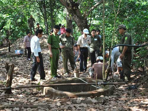 Vợ bí thư xã đốt xác: Thêm 1 vụ quot;Cát Tườngquot; - 2