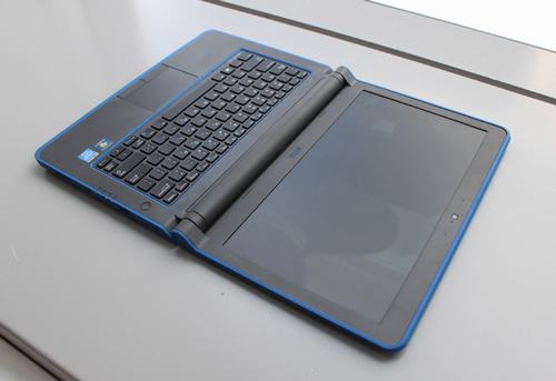 Dell giới thiệu laptop Latitude 13 siêu bền - 2