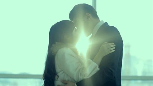 Trương Phương cào cấu tình địch vì ghen - 3