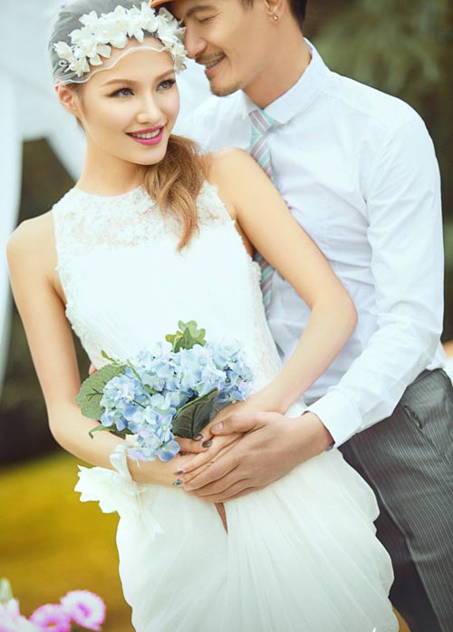 Gia đình cấm yêu vì bố anh... 4 vợ - 2