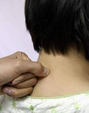 Xoa bóp chữa rối loạn kinh nguyệt - 1