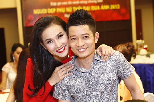 Dương Mỹ Linh rạng rỡ sau tin quot;cặpquot; Bằng Kiều - 9