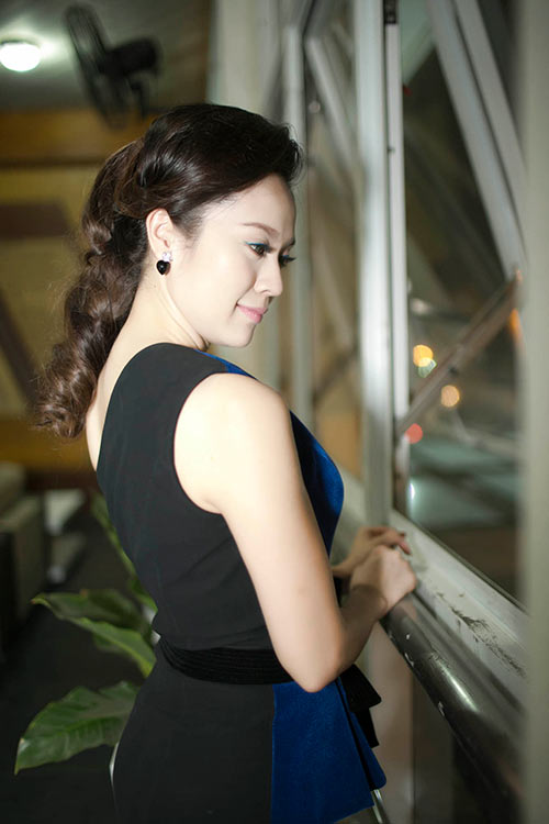 Thanh Thúy xinh đẹp đi làm giám khảo - 3
