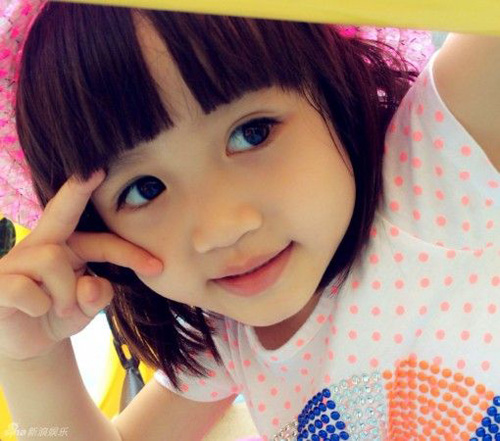 Con gái Chung Lệ Đề càng lớn càng xinh - 7
