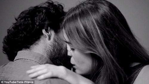 Clip hot: Khi người lạ hôn nhau - 3