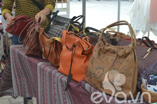 Flea Market:  Điểm đến của tín đồ mê mua sắm - 18
