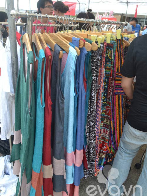 Flea Market:  Điểm đến của tín đồ mê mua sắm - 15