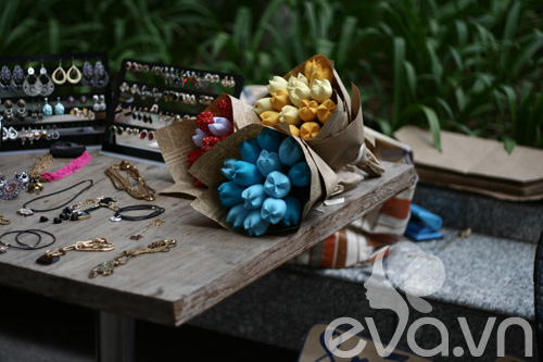 Flea Market:  Điểm đến của tín đồ mê mua sắm - 16