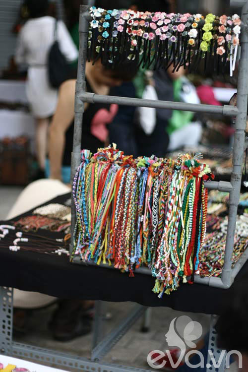 Flea Market:  Điểm đến của tín đồ mê mua sắm - 14