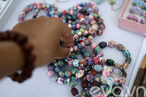 Flea Market:  Điểm đến của tín đồ mê mua sắm - 10
