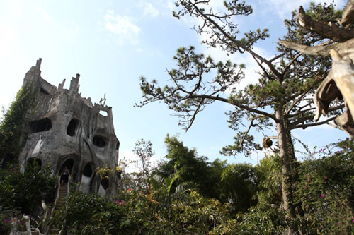 Khám phá ngôi nhà quái dị nhất Đà Lạt - 11