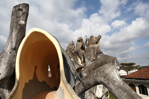 Khám phá ngôi nhà quái dị nhất Đà Lạt - 13