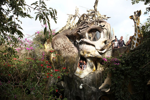 Khám phá ngôi nhà quái dị nhất Đà Lạt - 18