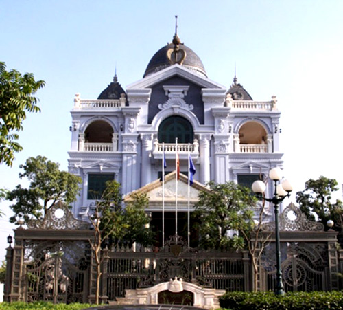 Biệt thự cổ điển đầu tiên ở Hà Nội - 1