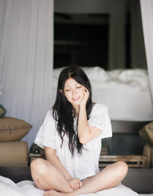 Lên chức bà ngoại, vẫn đẹp như hotgirl - 4