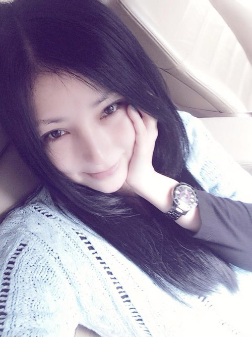 Lên chức bà ngoại, vẫn đẹp như hotgirl - 3