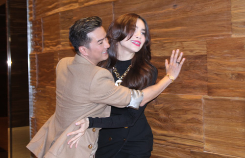 Hà Hồ tựa nữ thần đọ dáng bên Mr Đàm - 7