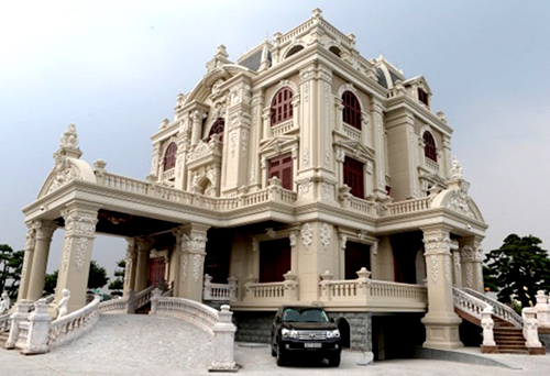 Lâu đài 2.700m2 hoành tráng ở Hà Nam - 2