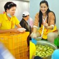 Làng sao - Trang Trần, Maya giản dị nấu cơm từ thiện