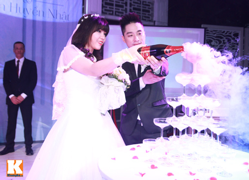 Rapper Mr. A rạng rỡ bên cô dâu trong ngày cưới - 18