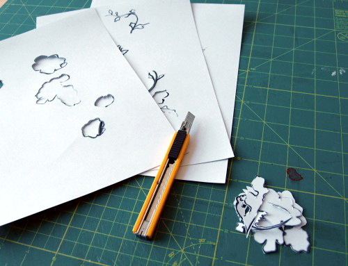 Cắt mẫu họa tiết stencil từ giấy bìa để in vải