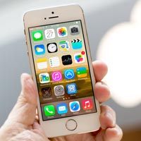 iPhone 5s giá hạ còn 8 triệu đồng tại Mỹ