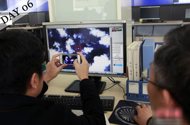 Ngày thứ 6: 13/3

Trung Quốc bắt đầu dùng ảnh vệ tinh chụp tại khu vực Malaysia và phát hiện 3 mảnh vỡ nghi là của MH 370.
