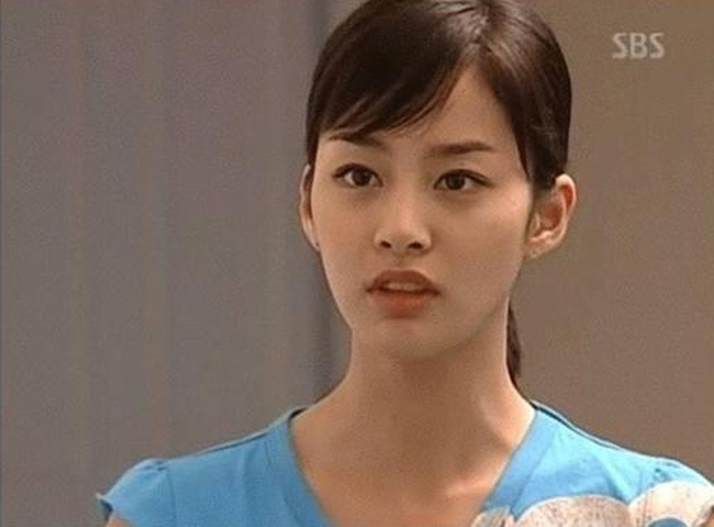 Năm 2003, Kim Tae Hee bắt đầu thực sự lấn sân sang điện ảnh khi tham gia phim của đài SBS Screen. Bộ phim phần nào tạo nên tên tuổi cho Kim Tae Hee như một khởi đầu vào nghề.

