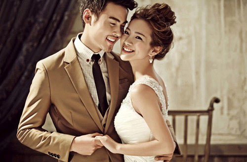 Khi có chức quyền, anh coi tôi như người dưng - 1